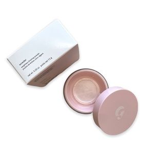 Glossier Wowder (G8-G10)